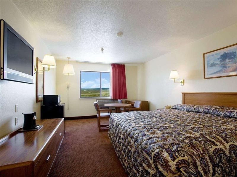 Super 8 By Wyndham Rawlins Wyoming Motel Buitenkant foto