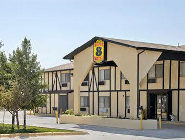 Super 8 By Wyndham Rawlins Wyoming Motel Buitenkant foto