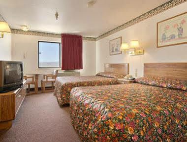 Super 8 By Wyndham Rawlins Wyoming Motel Kamer foto